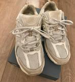 New balance sneakers beige 39.5, Kleding | Dames, Schoenen, Ophalen of Verzenden, Nieuw, Beige, Sneakers of Gympen