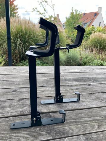 2 Fietsenbeugels voor wandmontage merk BBB beschikbaar voor biedingen