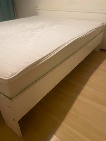 IKEA Bedframe 160x200 - Zelf Demonteren! - afbeelding 2