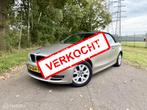 BMW E88 1-Serie 118i Automaat Airco Stoel.vw NAP ✅, Auto's, BMW, Achterwielaandrijving, Cabriolet, 4 stoelen, 1405 kg