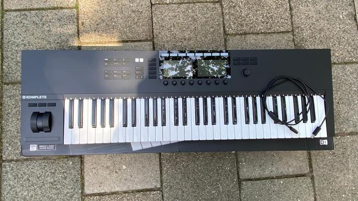 Native Instruments Komplete S61 MK2 + Software + Decksaver, Muziek en Instrumenten, Keyboards, Zo goed als nieuw, 61 toetsen, Overige merken