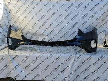 Voorbumper van een Mercedes GLC-Klasse beschikbaar voor biedingen