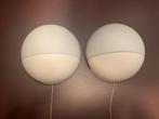 Vintage 2 glazen wandlampen Globe Rond HP Leuchten.431, Antiek en Kunst, Ophalen of Verzenden