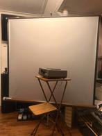 Reflecta / PROjecta dia set met tafel en parel!scherm, Audio, Tv en Foto, Ophalen, Zo goed als nieuw