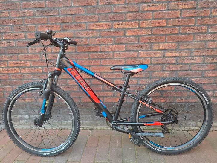 Cube 24inch vrijwel nieuwstaat!, Fietsen en Brommers, Fietsen | Meisjes, Zo goed als nieuw, 24 inch, Handrem, Versnellingen, Ophalen
