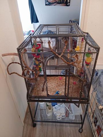 Montana Vogelkooi Madeira 69x45x141 cm TE KOOP/ TE RUIL  beschikbaar voor biedingen