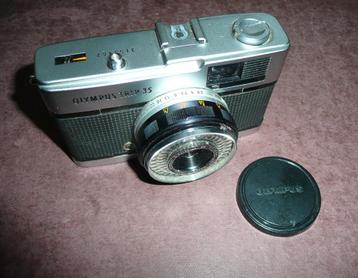 Olympus trip 35 in nette staat met lensdop + fotorol kodak g beschikbaar voor biedingen