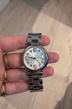 Nieuw Marc Jacobs horloge zilver met parels, Sieraden, Tassen en Uiterlijk, Horloges | Dames, Overige merken, Staal, Polshorloge