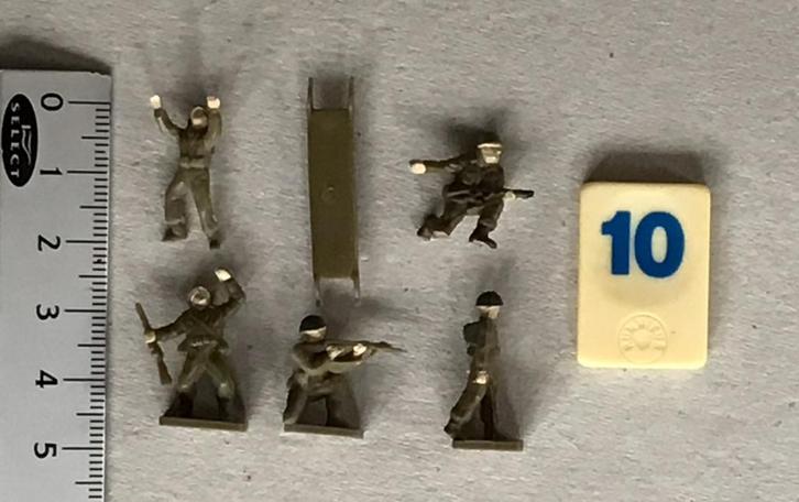 Soldaatjes 10 schaal 1:72 of 1:76, Hobby en Vrije tijd, Modelbouw | Figuren en Diorama's, Gebruikt, Figuur of Figuren, 1:50 of kleiner