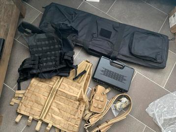 Airsoft Uitrusting - Tas, Vesten, Koffer beschikbaar voor biedingen