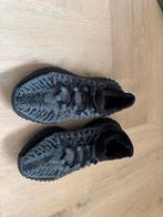Yeezy Boost 350 CMPCT V2 Slate Onyx Maat 37,5, Ophalen of Verzenden, Gedragen, Zwart, Sneakers of Gympen