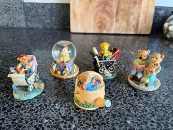 Miniatuurbeeldjes beschikbaar voor biedingen