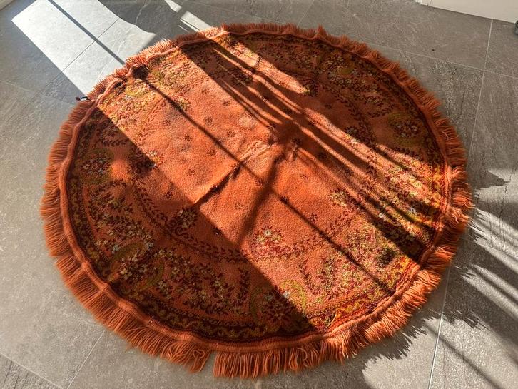 Vintage tafelkleed, Huis en Inrichting, Tafelkleden, Gebruikt, Rond, Binnen, Ophalen of Verzenden