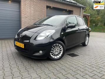 Toyota Yaris 1.3 VVTi Dynamic AIRCO PRIVACY GLASS TREKHAAK 2 beschikbaar voor biedingen