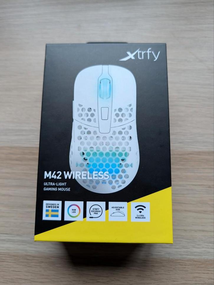Xtrfy M42 Wireless Gaming Muis - Nieuw, Computers en Software, Muizen, Zo goed als nieuw, Muis, Rechtshandig, Draadloos, Ergonomisch