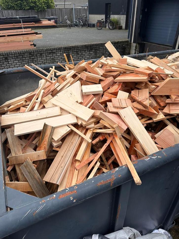 Gratis Stookhout: Douglas & Vuren Zaagafval, Doe-het-zelf en Verbouw, Hout en Planken, Gebruikt, Overige typen, Vuren, Minder dan 200 cm