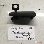 Mercedes W124  Dashboardkastje slot met sleutel 124 680 0084, Gebruikt, -, -, Ophalen of Verzenden