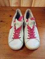 Nike gympen wit/roze maat 39, Ophalen of Verzenden, Gebruikt, Schoenen