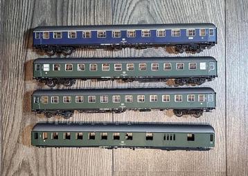 4x Ade DB sneltreinrijtuigen exact 1/87 beschikbaar voor biedingen