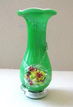 Vintage glazen vaas groen met bloemen, Gebruikt, Verzenden, Glas, Minder dan 50 cm