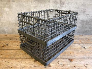 Vintage zware kwaliteit stalen draadmanden stapelbaar! beschikbaar voor biedingen