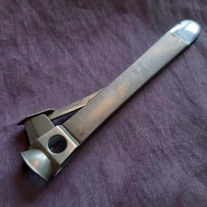 Grote Sigarenknipper met Handvat van Zilver, Antiek en Kunst, Antiek | Goud en Zilver, Zilver, Verzenden