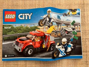 Lego city 60137 beschikbaar voor biedingen