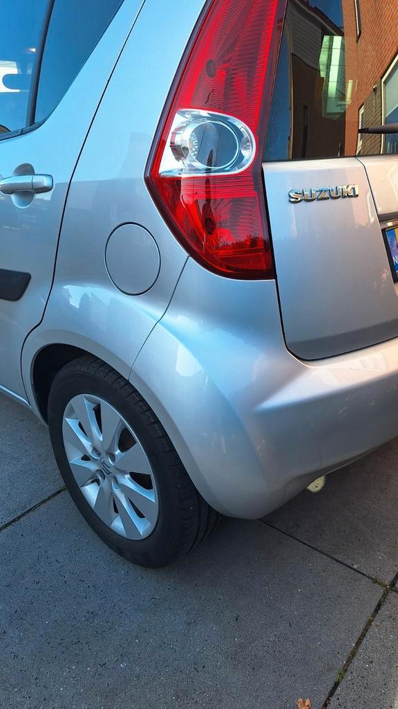 Suzuki Splash 1.2 2010 Grijs, Auto's, Suzuki, Particulier, Splash, Benzine, C, Hatchback, Handgeschakeld, Origineel Nederlands