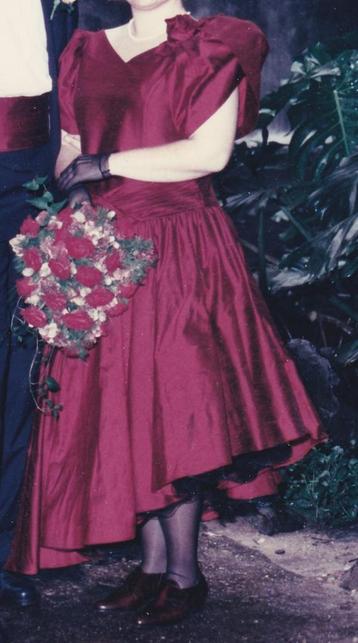 trouwjurk/galajurk bordeaux rood, maat ongeveer 42 beschikbaar voor biedingen