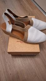 Toni pons maat 43 zgan, Ophalen of Verzenden, Zo goed als nieuw, Zwart, Sneakers of Gympen