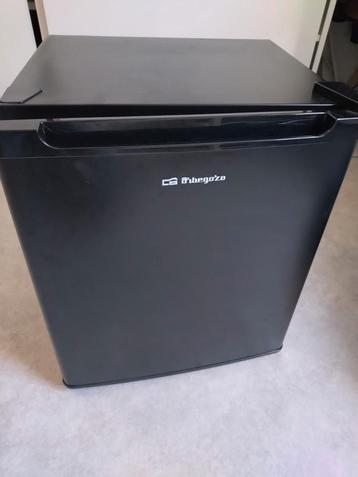 Compact Koelkast - 50x43x43 cm beschikbaar voor biedingen