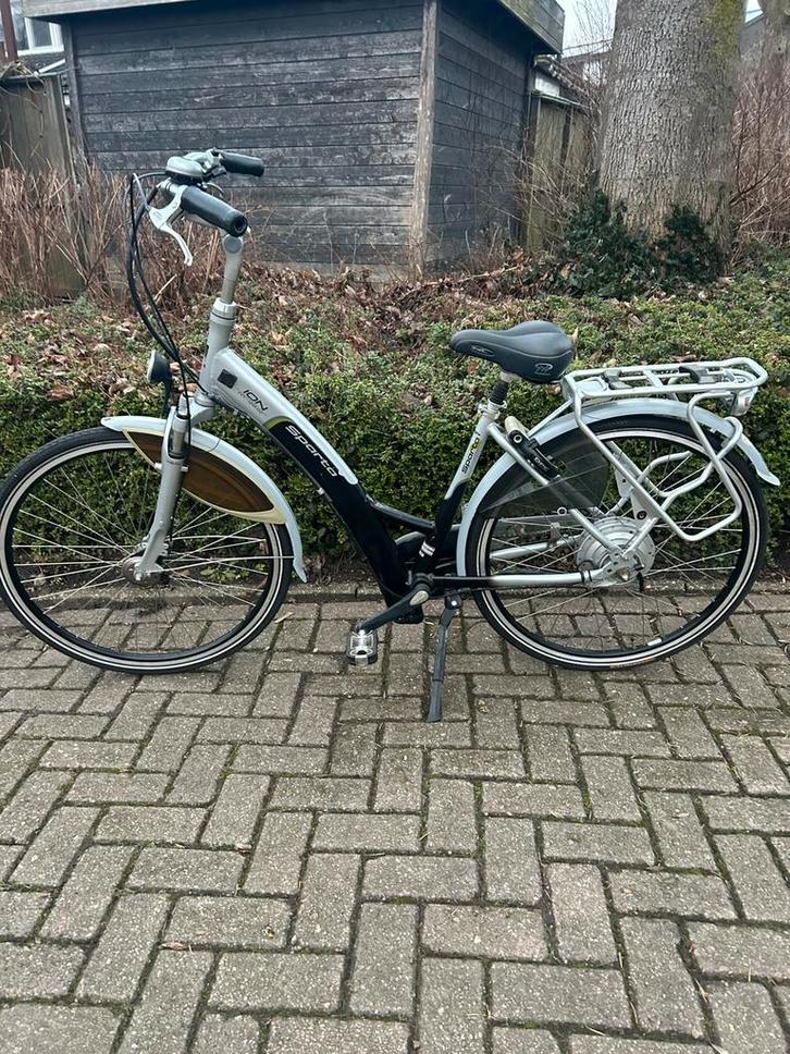 Sparta ion (defecte displaydraad), Fietsen en Brommers, Fietsaccessoires | Fietsaccu's, Zo goed als nieuw, Ophalen