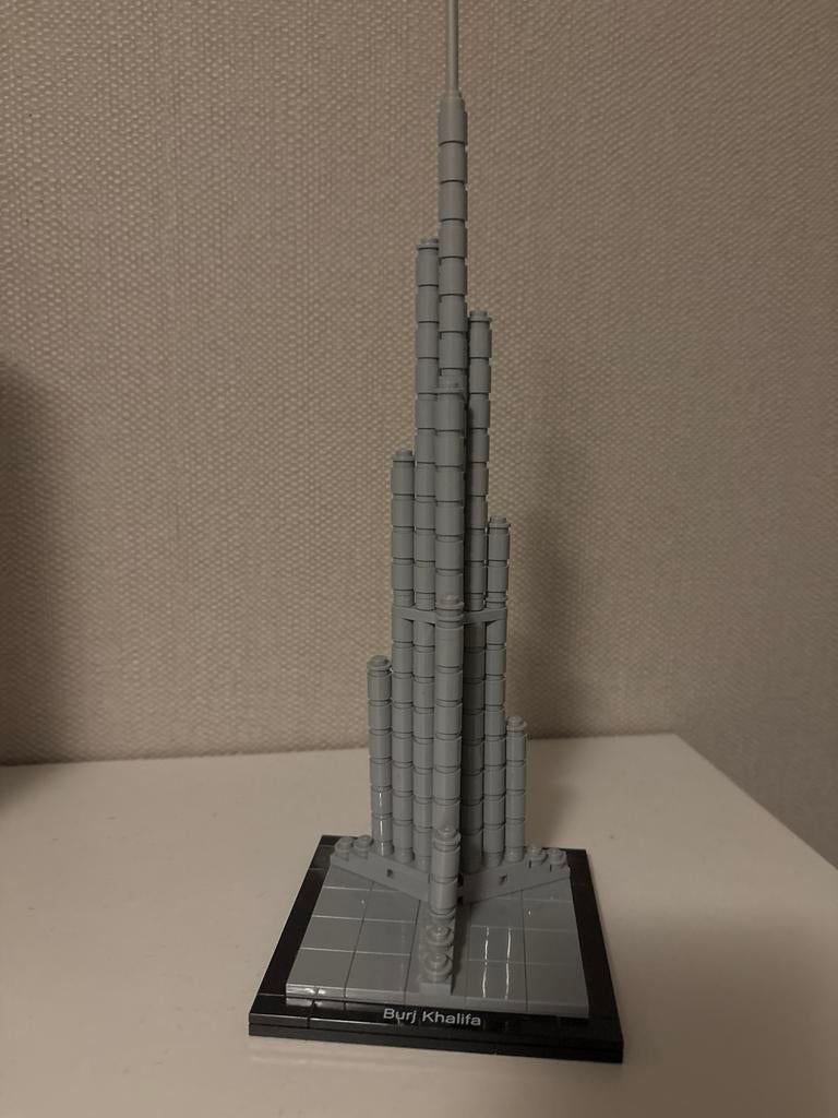 Lego Architecture Burj Khalifa 21008, Kinderen en Baby's, Speelgoed | Duplo en Lego, Ophalen of Verzenden, Zo goed als nieuw, Complete set