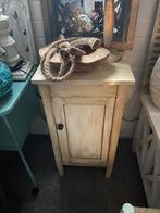 Leuke nachtkastjes/halkastjes, Huis en Inrichting, Kasten | Overige, Ophalen