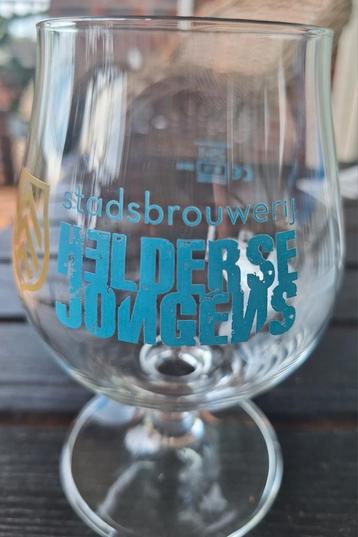 Den Helder " Stadsbrouwerij Helderse Jongens "bierglas  25cl beschikbaar voor biedingen