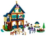 Lego Friends 41683 Paardrijbasis in het bos, Kinderen en Baby's, Speelgoed | Duplo en Lego, Nieuw, Complete set, Lego, Verzenden