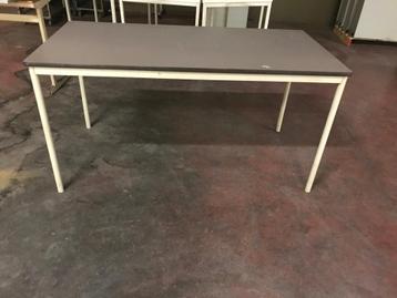 Hobbytafel  beschikbaar voor biedingen