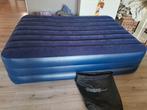 Bestway premium 2 persoons luchtbed met pomp, Ophalen of Verzenden, Ingebouwde pomp, Gebruikt, 2-persoons