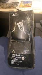 Adidas boks handschoenen, Sport en Fitness, Ophalen, Zo goed als nieuw, Bokshandschoenen