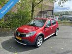 Dacia Sandero 1.6 Lauréate NETTE AUTO RIJD EN SCHAKELT TOP, Auto's, Dacia, Te koop, Geïmporteerd, 5 stoelen, Benzine