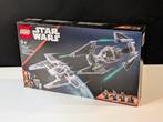 LEGO Mandalorian Fang Fighter vs. TIE Interceptor - 75348, Ophalen of Verzenden, Nieuw, Complete set, Lego