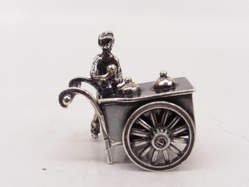 Zilveren miniatuur IJscokar                             Z442