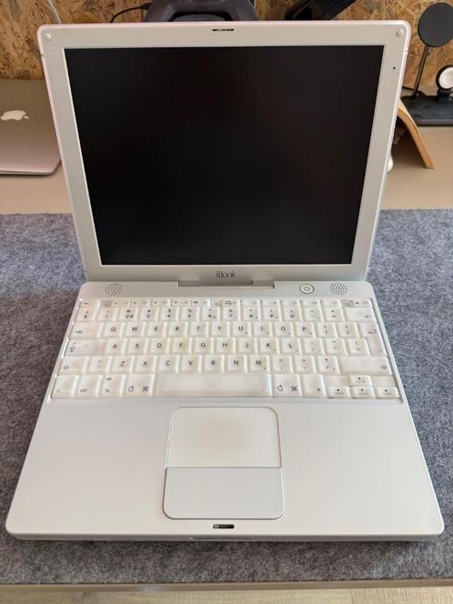 Apple vintage iBook G3 2002 12" A1005 *defect*, Computers en Software, Apple Macbooks, Gebruikt, Overige modellen, 12 inch, Minder dan 2 Ghz