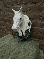 Brocante smeedijzeren paardenhoofd handdoek ring €35, Ophalen