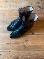 Zwarte Unisa laklaarsjes - maat 39, Ophalen of Verzenden, Gedragen, Zwart, Lage of Enkellaarzen