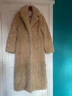 Teddy winterjas Weekday maat S, Ophalen, Zo goed als nieuw, Maat 36 (S), Overige kleuren