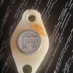 TOSHIBA  2SB461 OUDE TRANSISTOR, Ophalen of Verzenden, Gebruikt