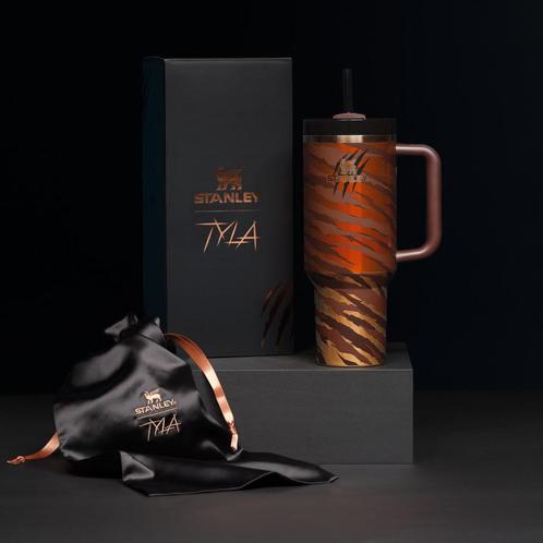 Tyla Tyger Quencher H2.0 FlowState Tumbler, Sport en Fitness, Bidons, Nieuw, Ophalen of Verzenden