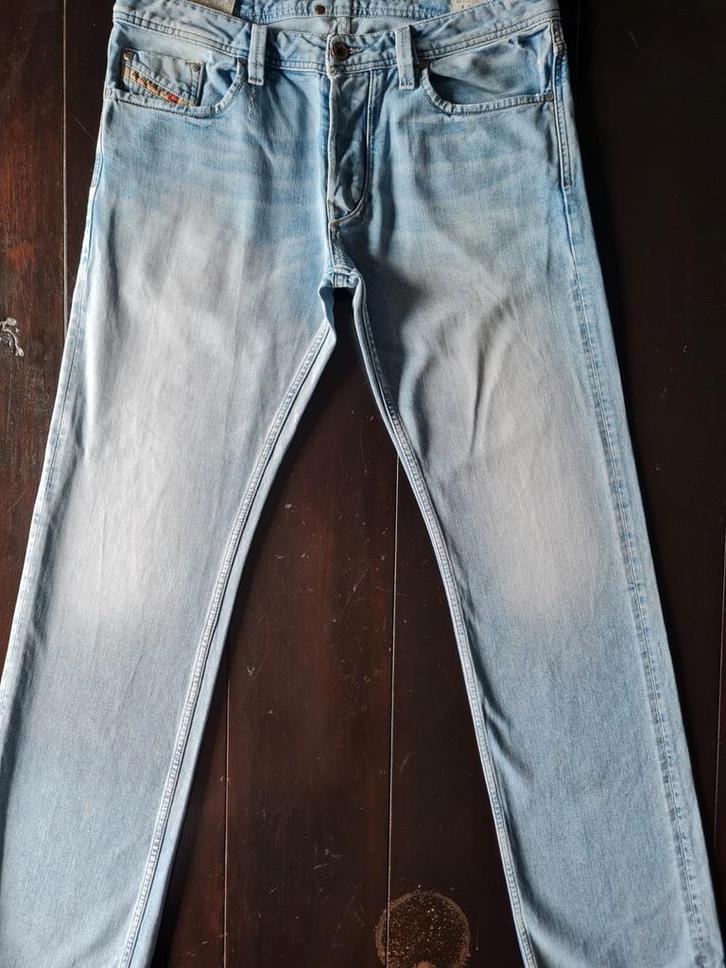 ZGAN CLASSIC DIESEL LARKEE REGULAR STRAIGHT JEANS SIZE 33/36, Kleding | Heren, Spijkerbroeken en Jeans, Zo goed als nieuw, W33 - W34 (confectie 48/50)