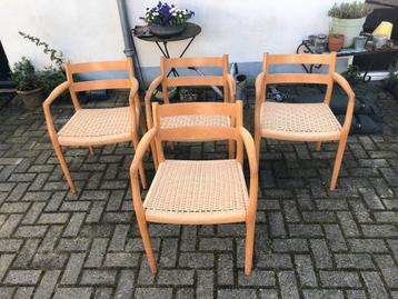 4 Moller nr 67 stoelen vintage Deens design eettafel stoel